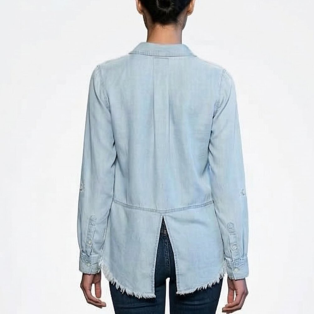 Thread & Supply Light Blue Chambray Button-Up Shirt M NWOT